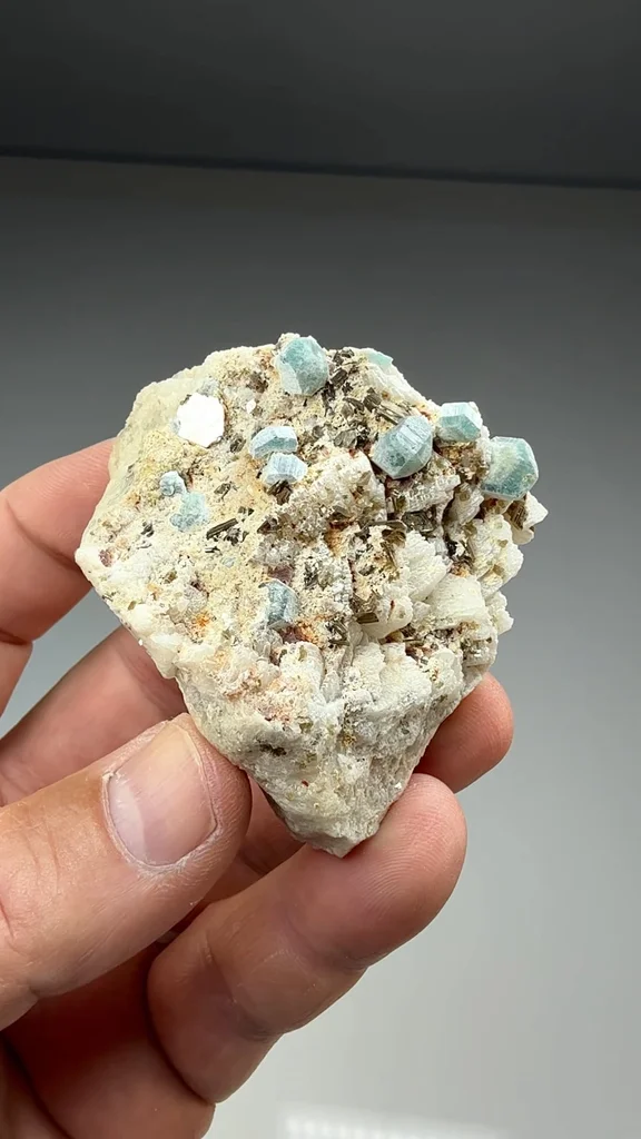 Fluorapatite from Padre Paraíso, Minas Gerais, Brazil - image 2