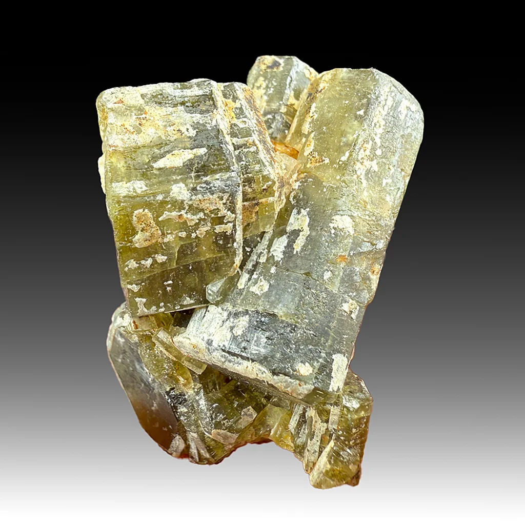 Fluorapatite from Paprok, Nuristan, Afghanistan image
