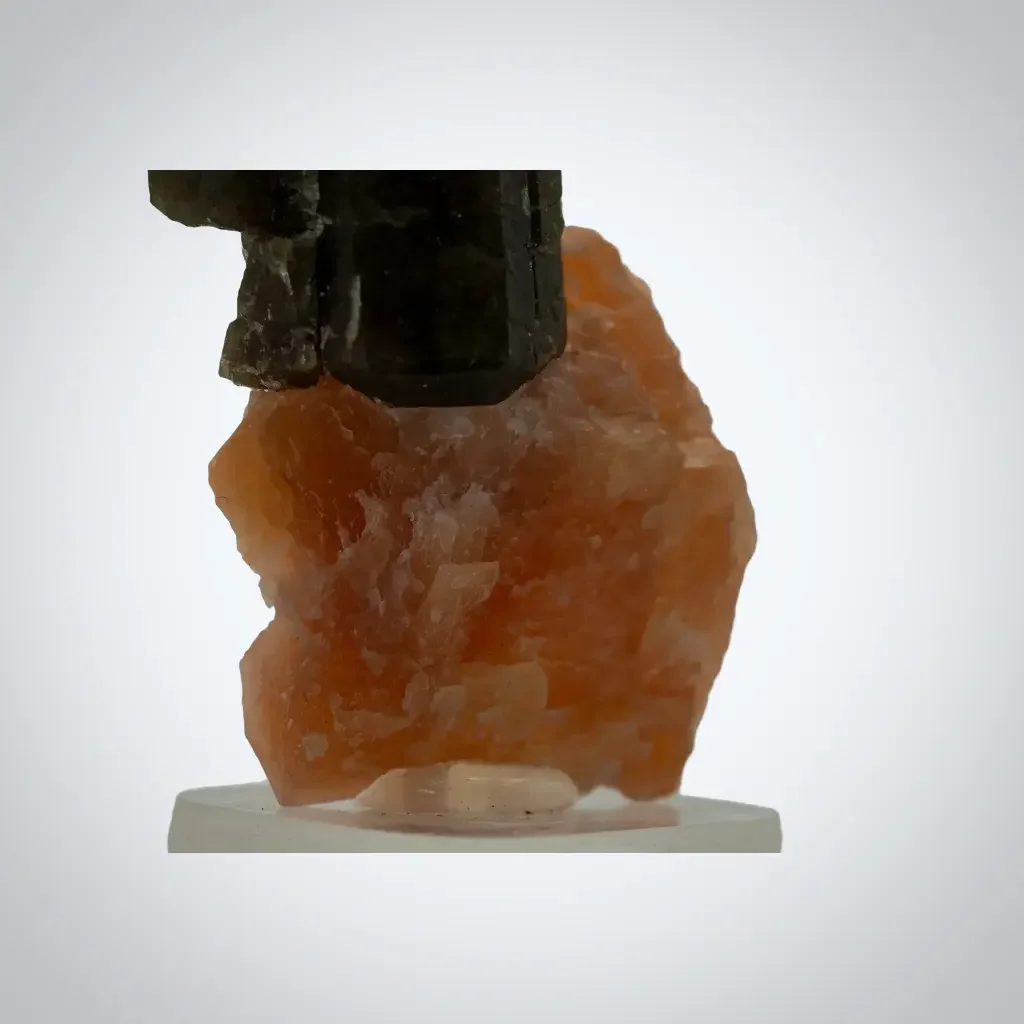 Fluorapatite from Yates Mine, Québec, Canada - image 6