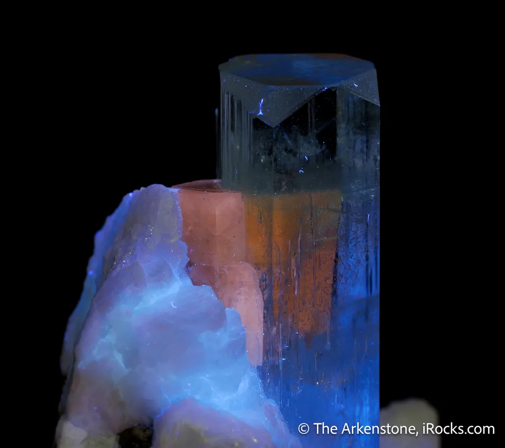 Fluorapatite inclusion in Beryl var. Aquamarine - image 5