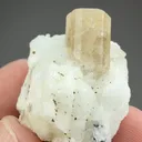 Fluorapatite on Albite - image 2