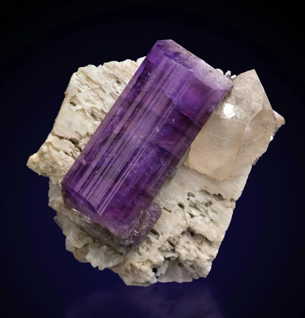 Fluorapatite on Feldspar image