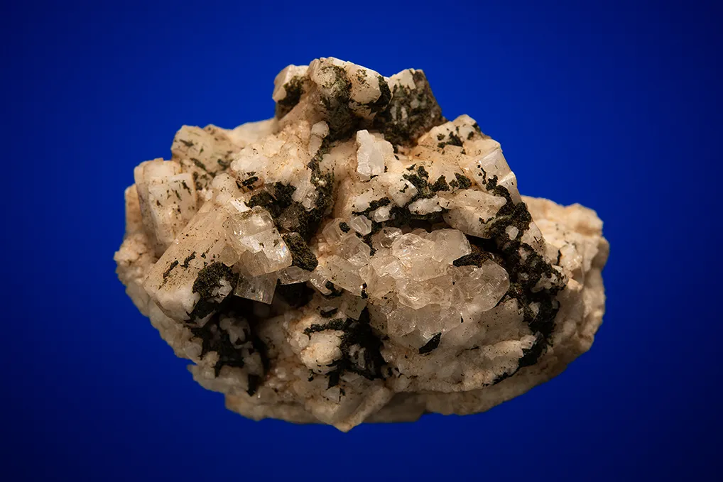 Fluorapatite on Microcline image