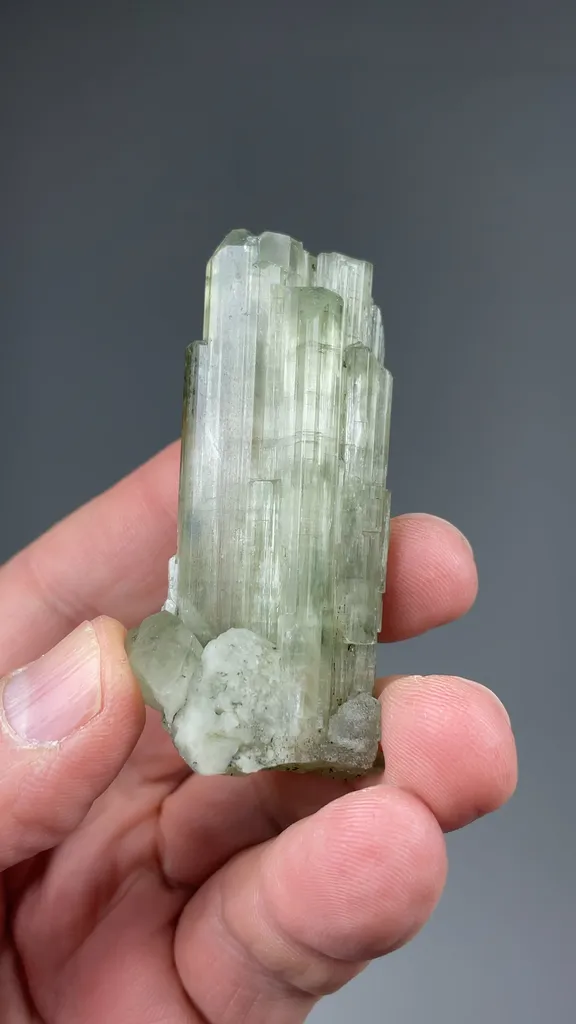Fluorapatite (repaired) - image 2