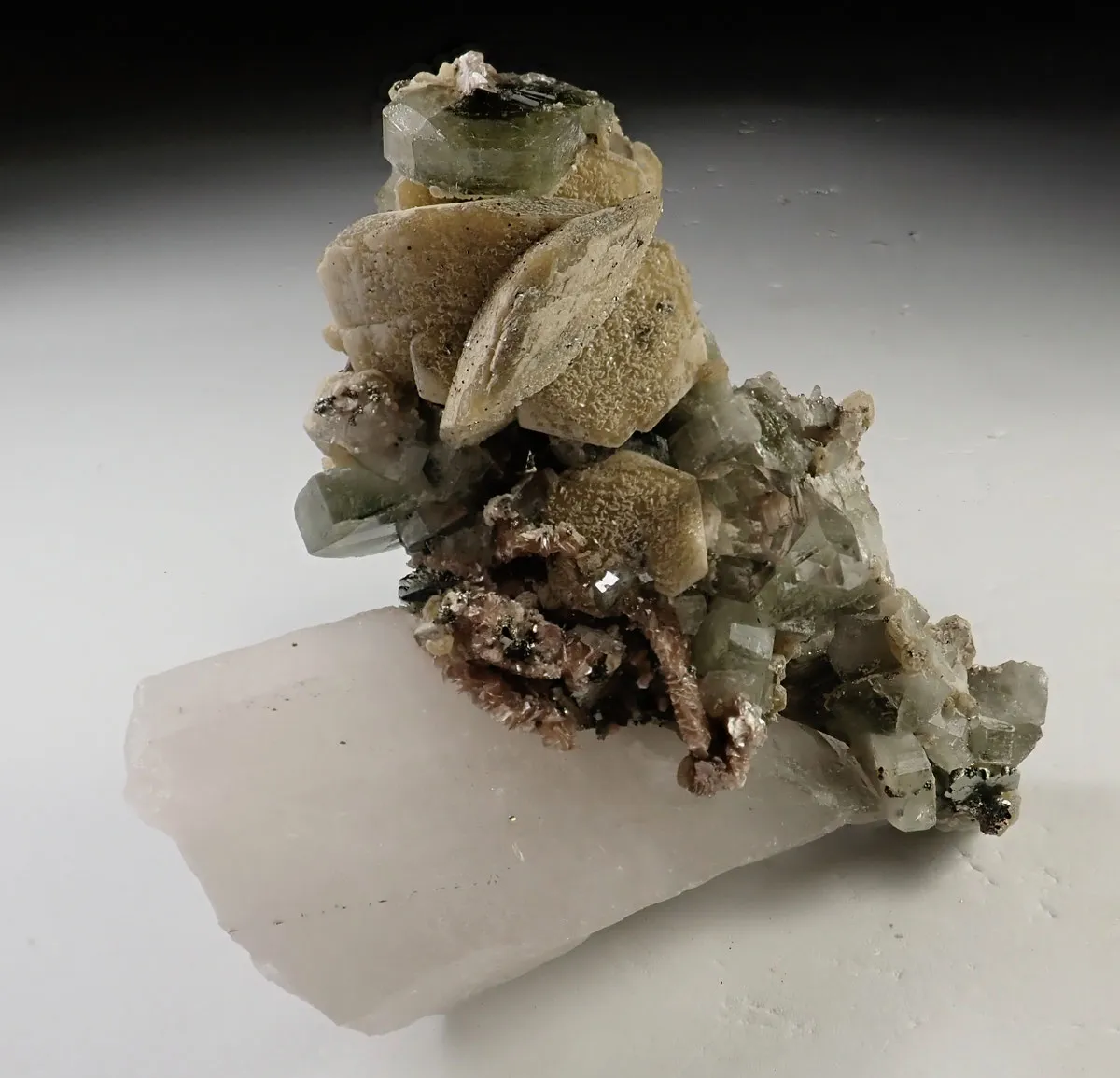 Fluorapatite, Siderite, Quartz - image 3