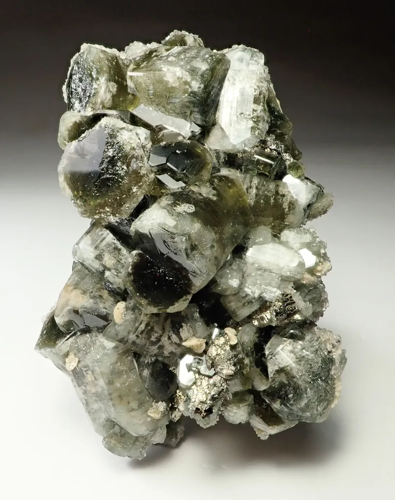 Fluorapatite with Arsenopyrite - image 3