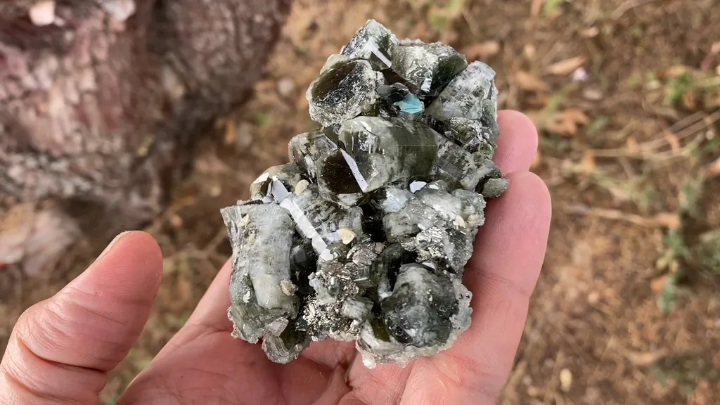 Fluorapatite with Arsenopyrite - image 7