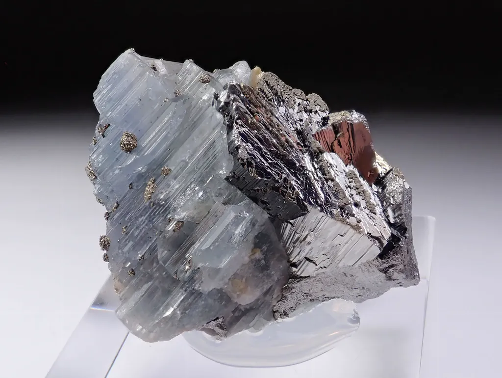 Fluorapatite with Arsenopyrite image