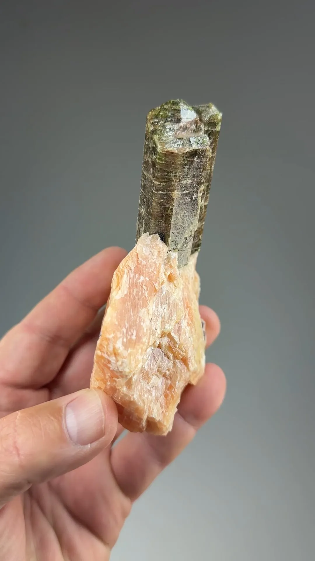 Fluorapatite with Calcite - image 2