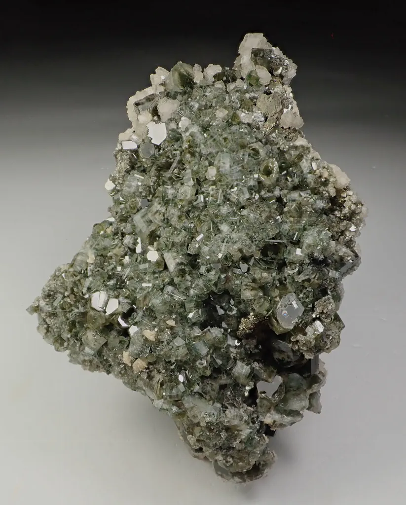 Fluorapatite with Calcite - image 2