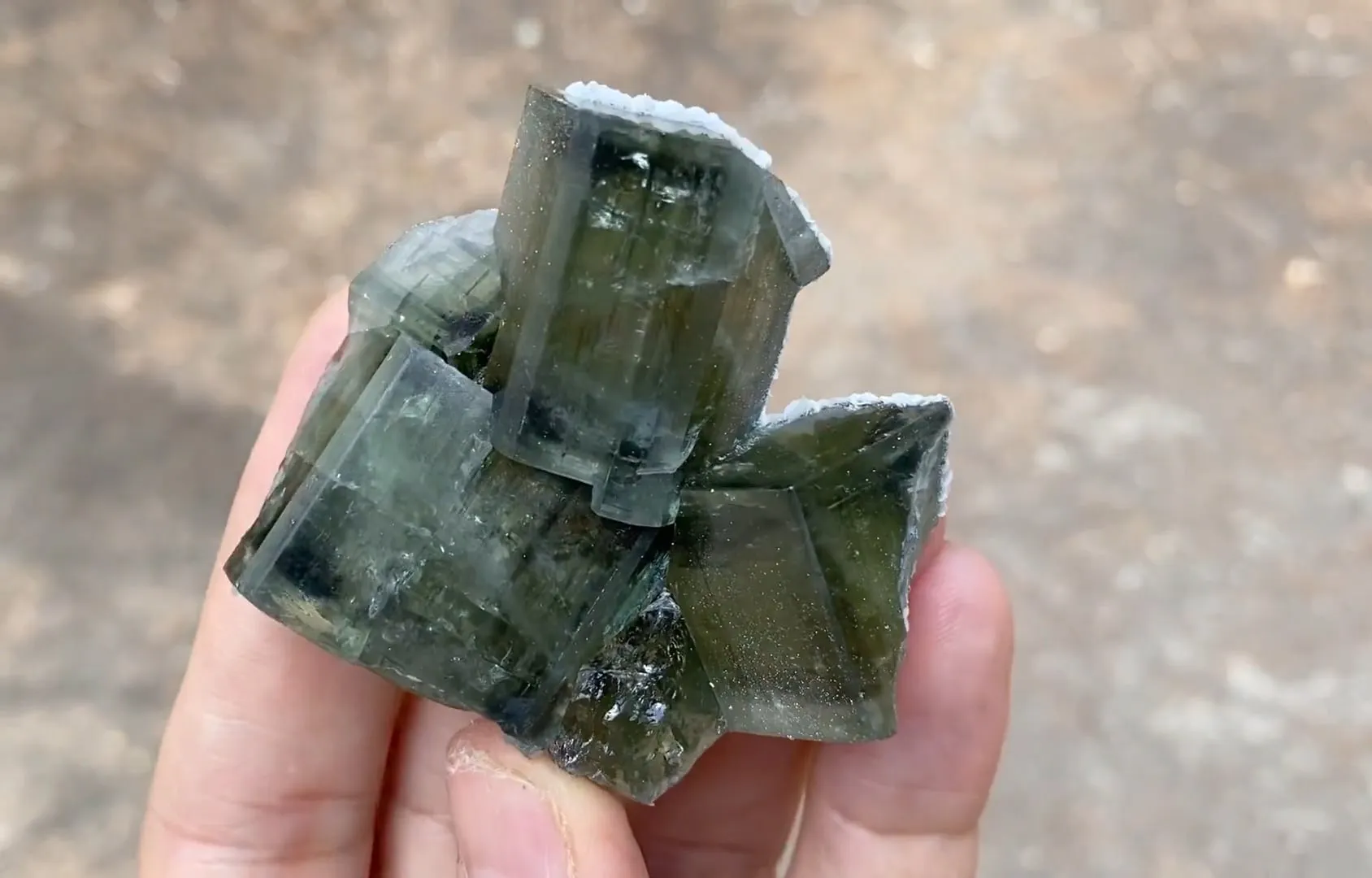 Fluorapatite with Calcite - image 5