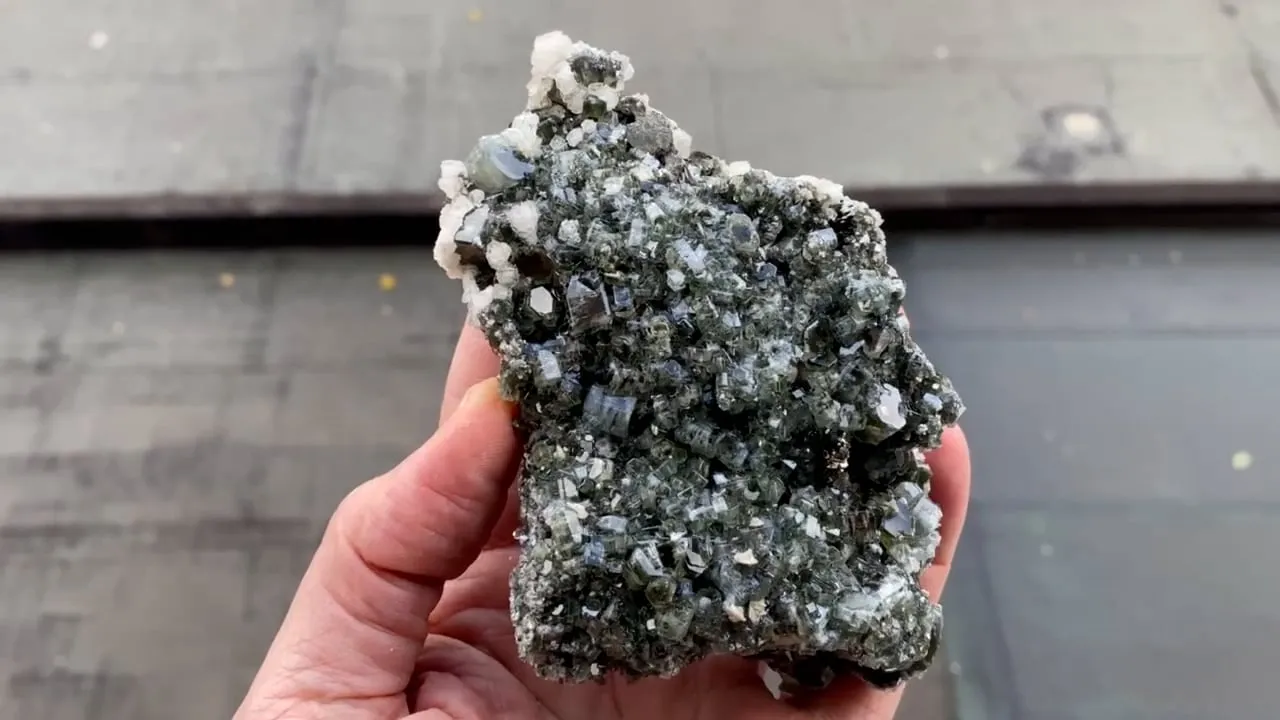 Fluorapatite with Calcite - image 5