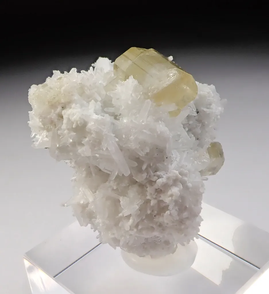 Fluorapatite with Calcite and Quartz - image 2