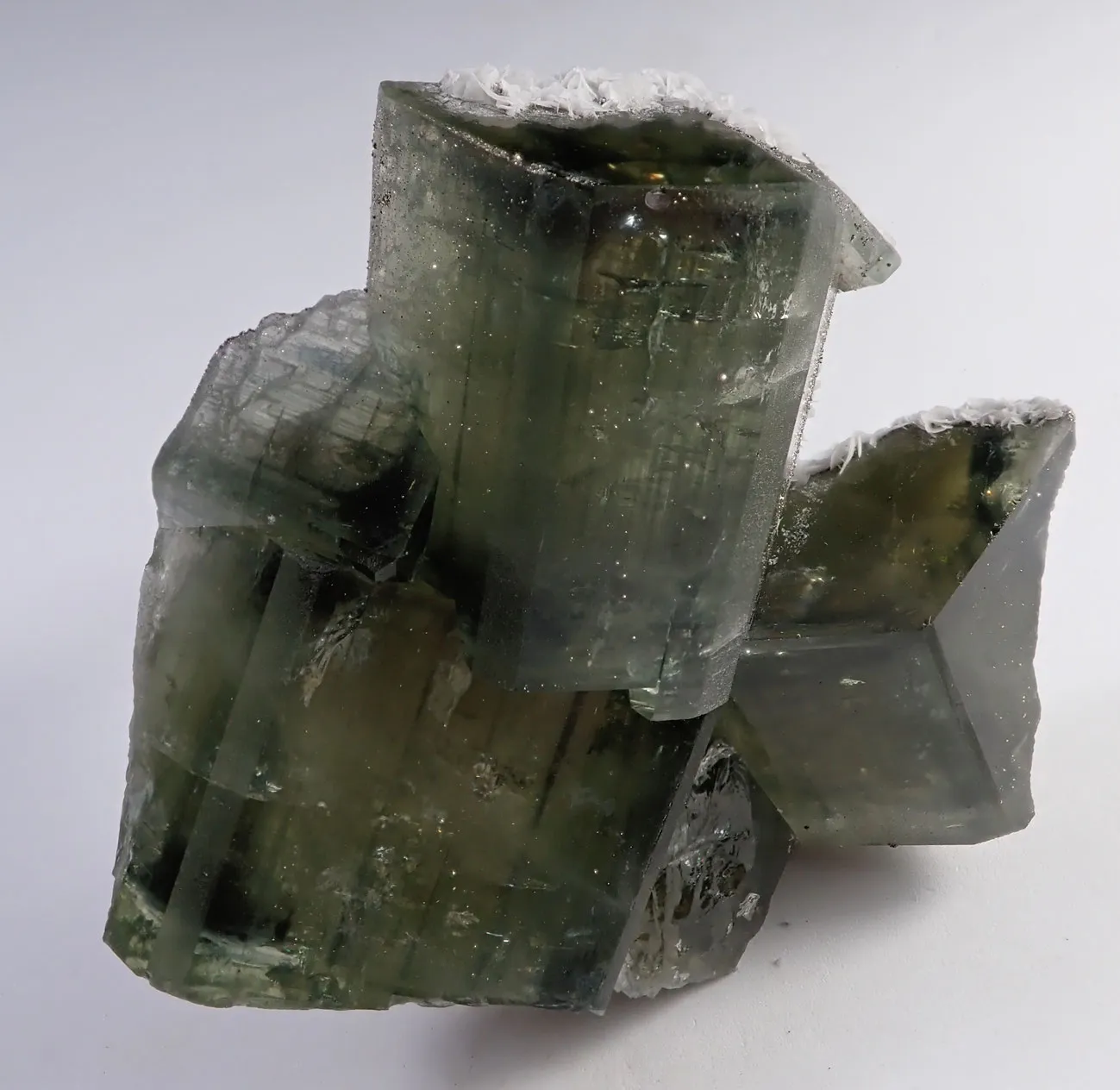 Fluorapatite with Calcite - image 4