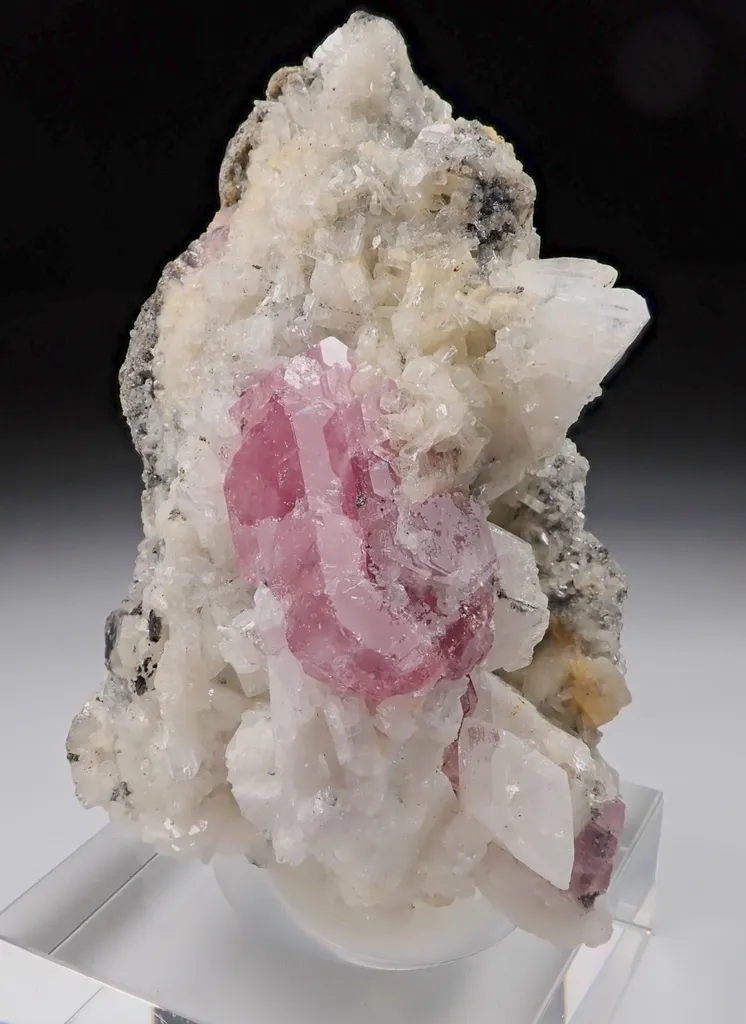 Fluorapatite with Dolomite and Albite image