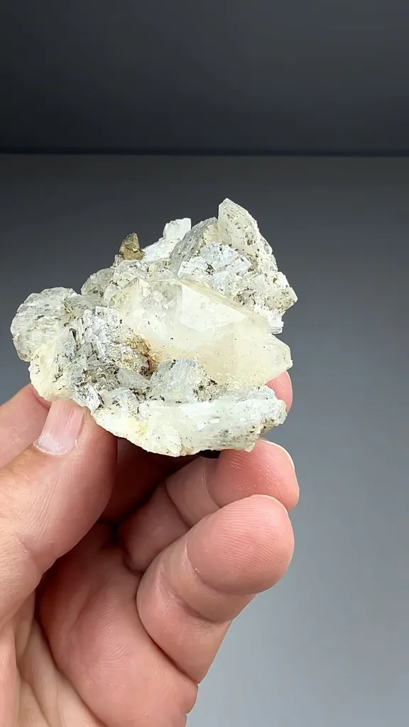Fluorapatite with Dolomite, Pyrrhotite (1428) - image 2