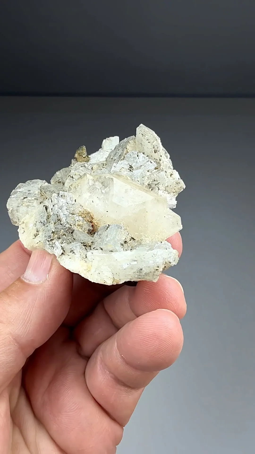 Fluorapatite with Dolomite, Pyrrhotite (1428) - image 2