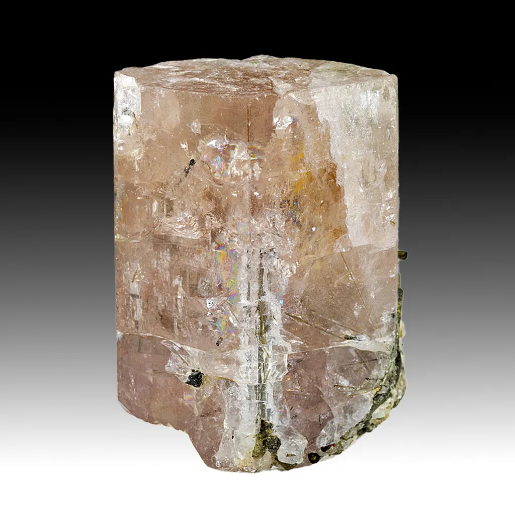 Fluorapatite with Elbaite image