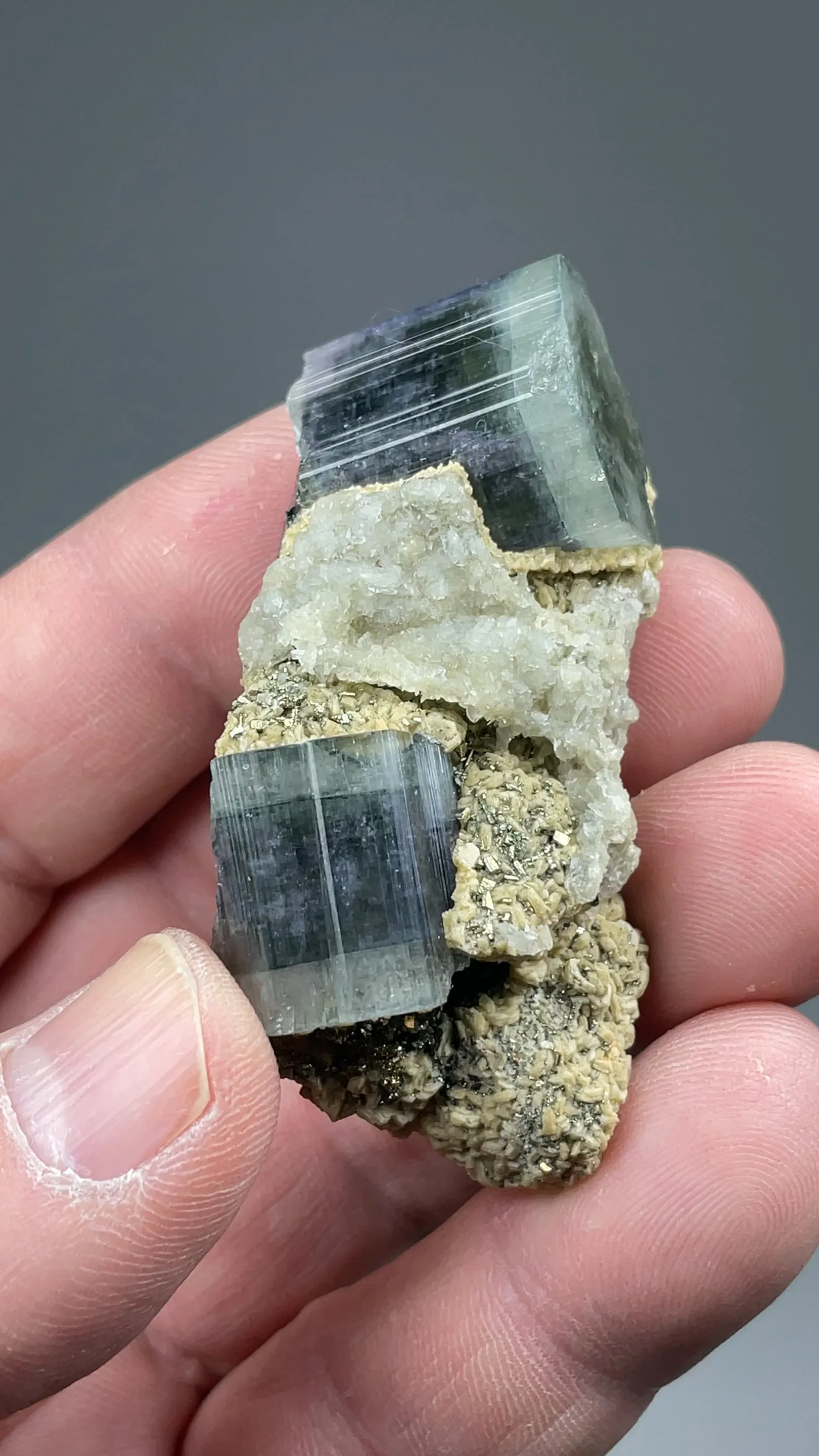 Fluorapatite with Ferberite, Calcite, Siderite, Pyrite - image 2