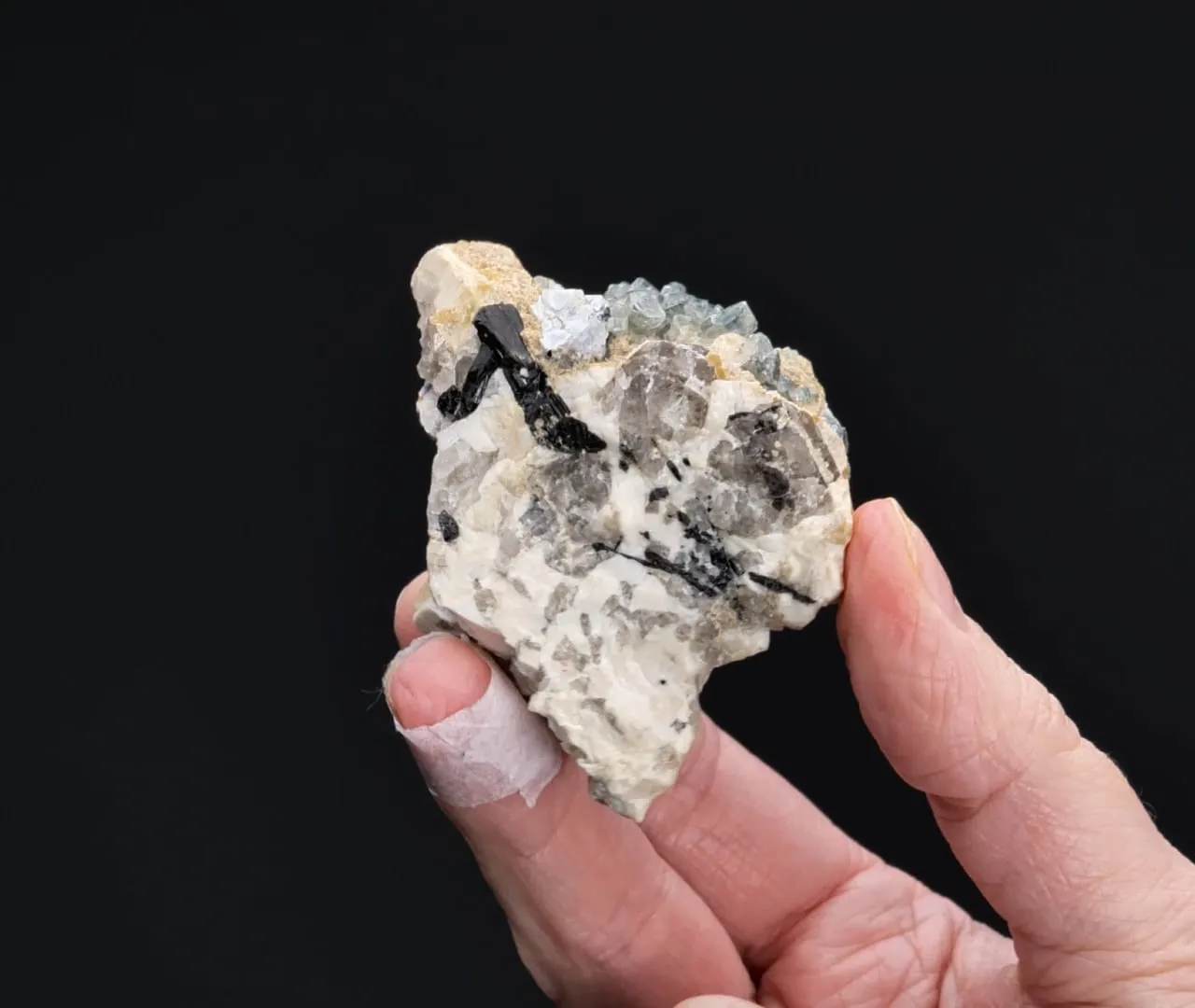 Fluorapatite with Fluorite - image 2