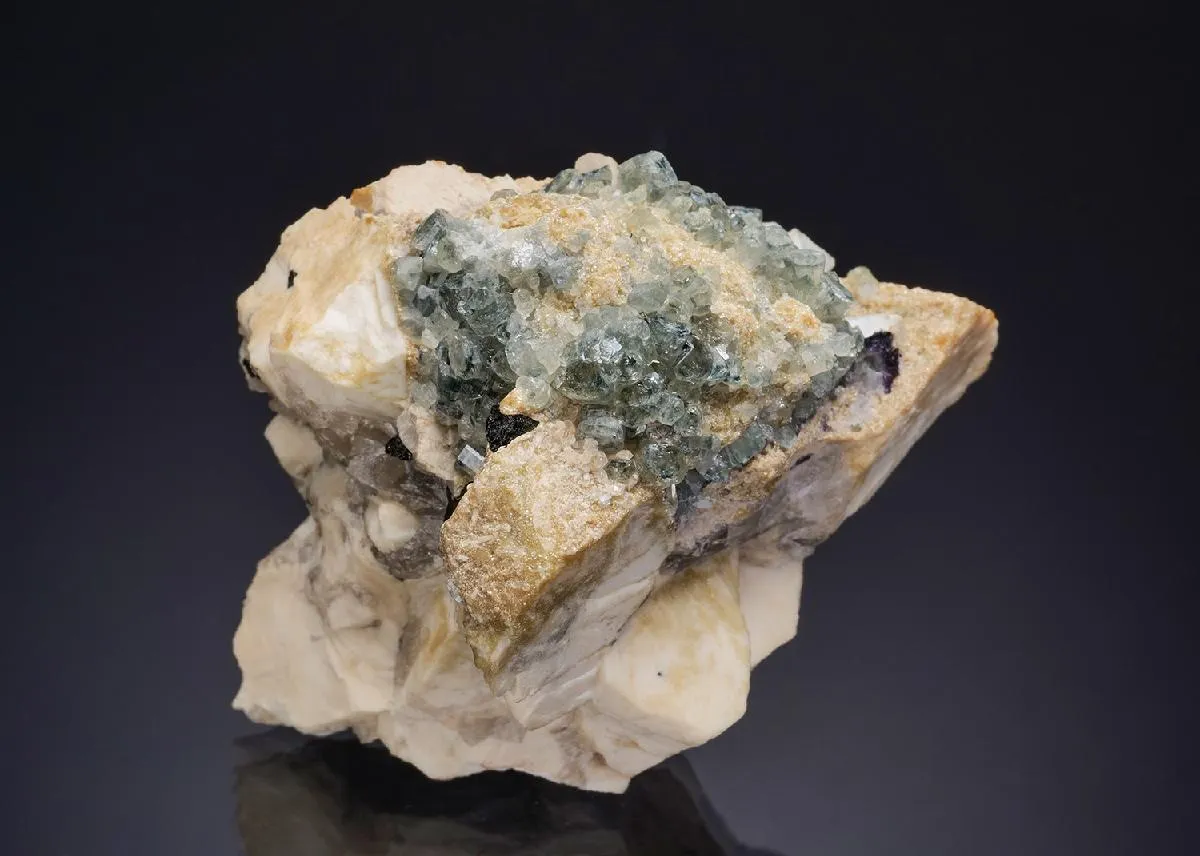 Fluorapatite with Fluorite - image 1