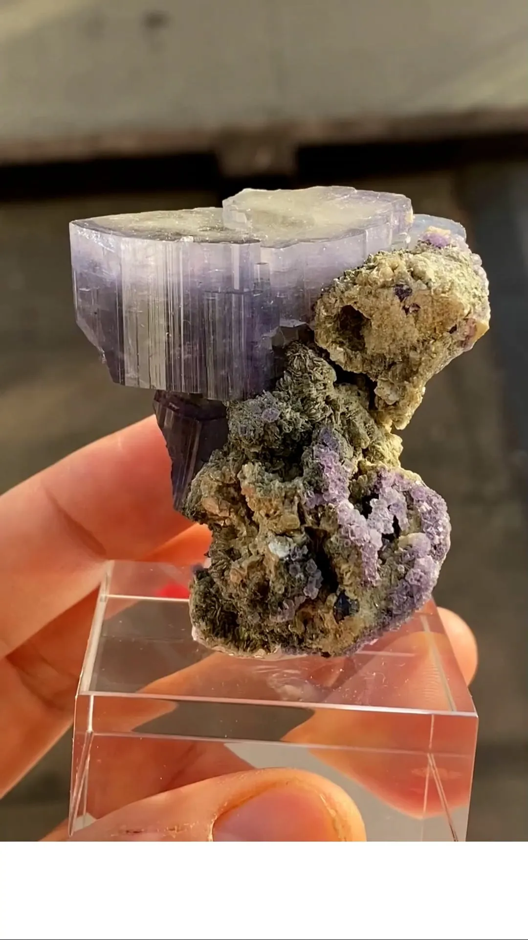Fluorapatite with Fluorite - image 7