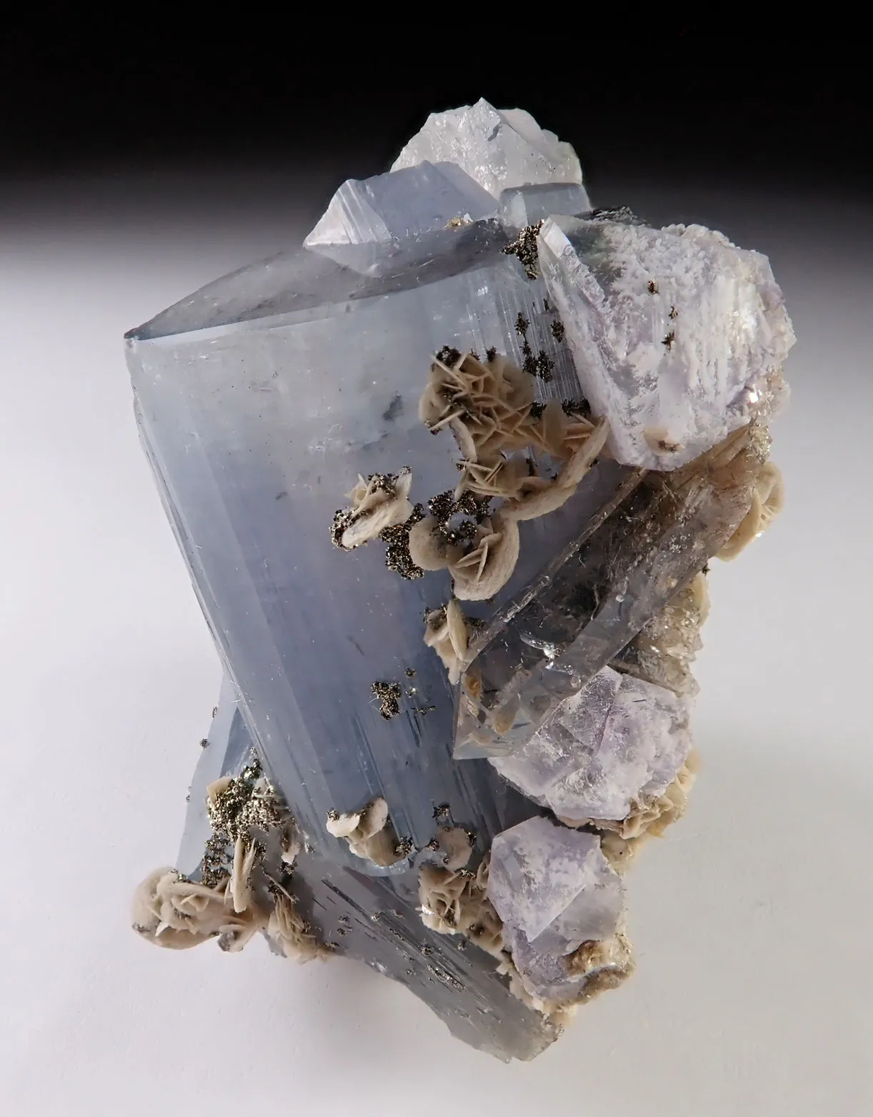 Fluorapatite with Fluorite, Siderite, Pyrite and Quartz - image 3