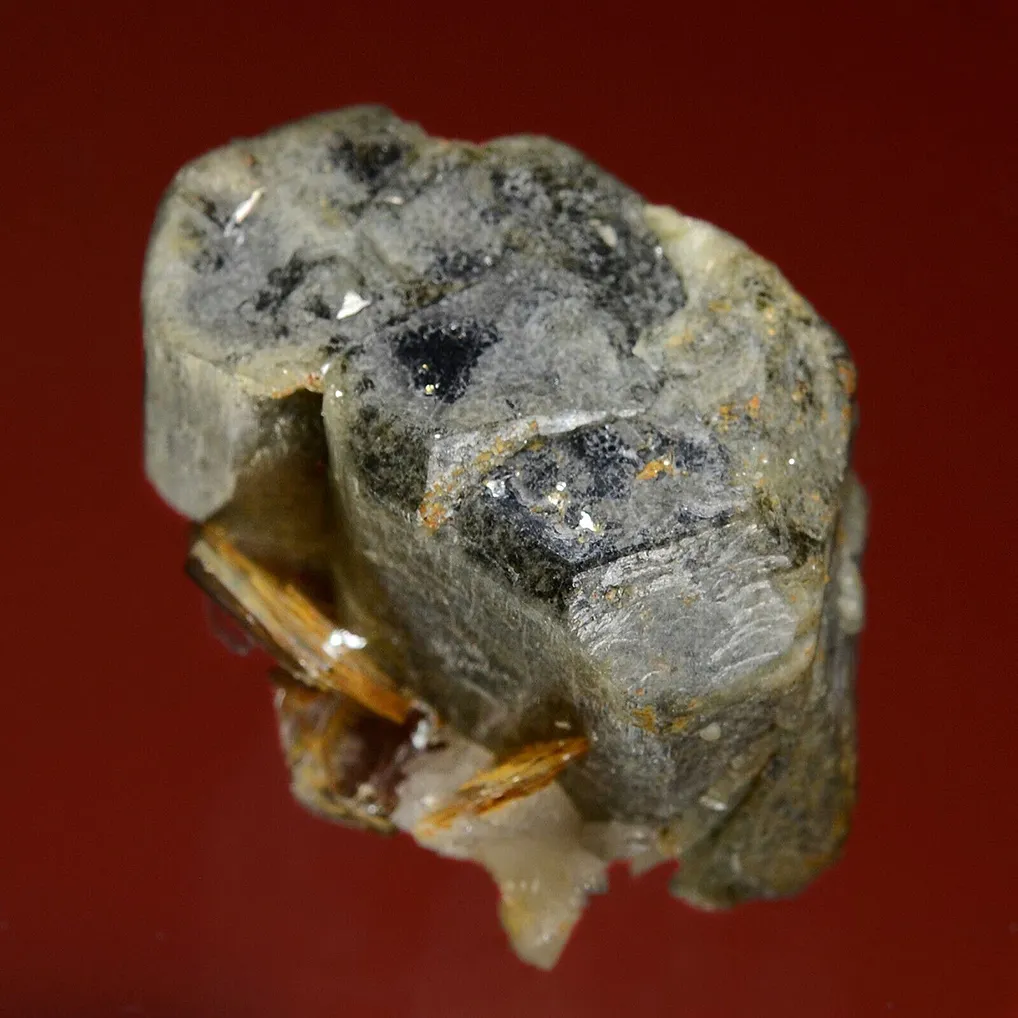 Fluorapatite with Muscovite image