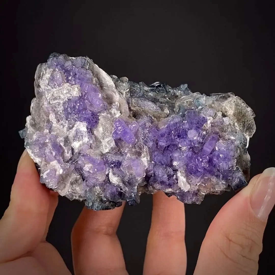 Fluorapatite with Muscovite - image 1