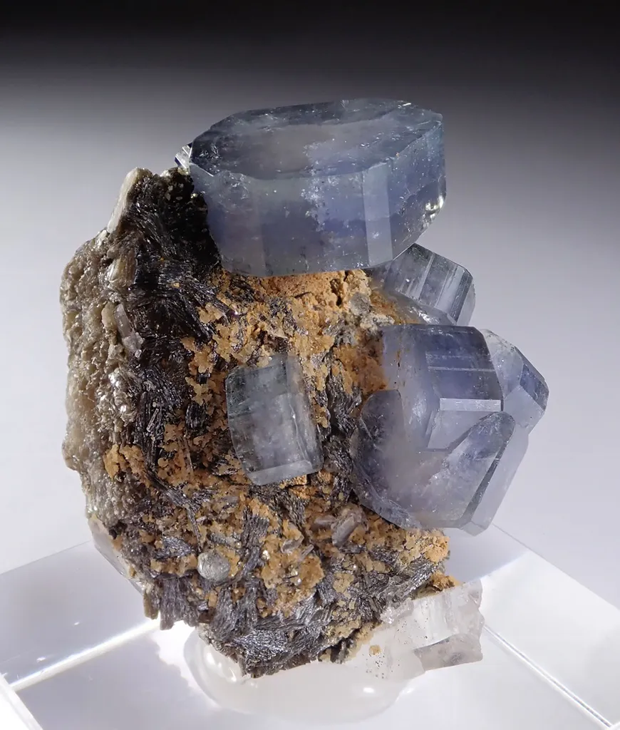 Fluorapatite with Muscovite - image 4