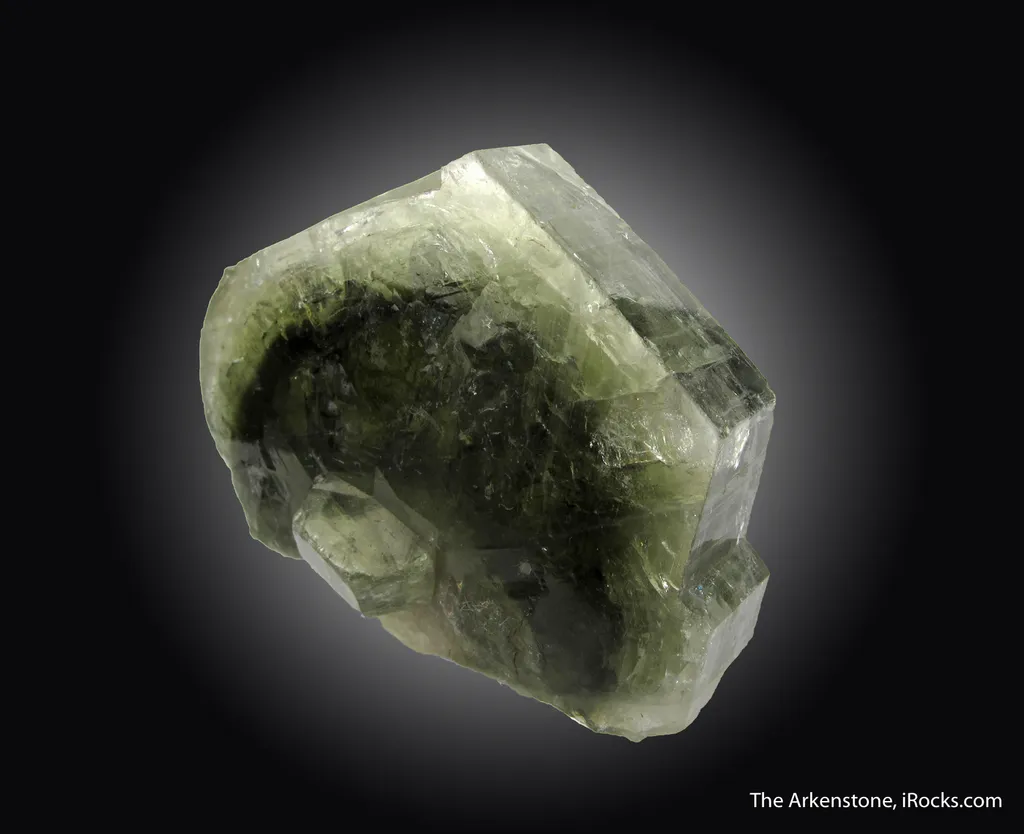 Fluorapatite (with phantoms and fluorescence) - image 2