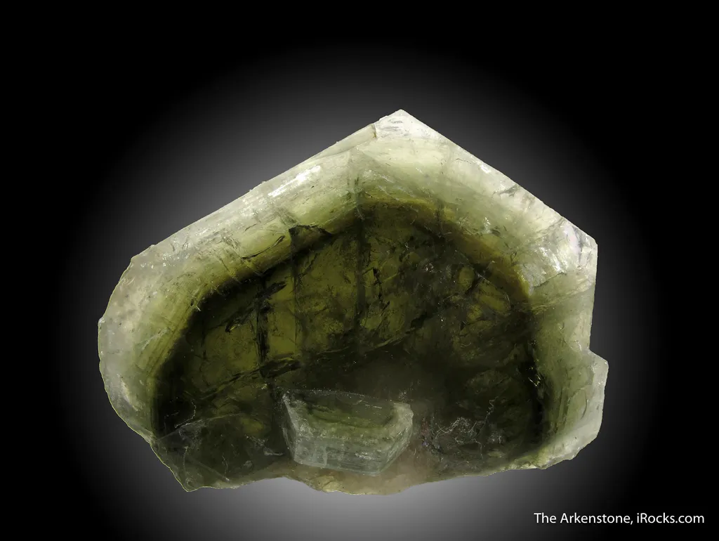 Fluorapatite (with phantoms and fluorescence) - image 6