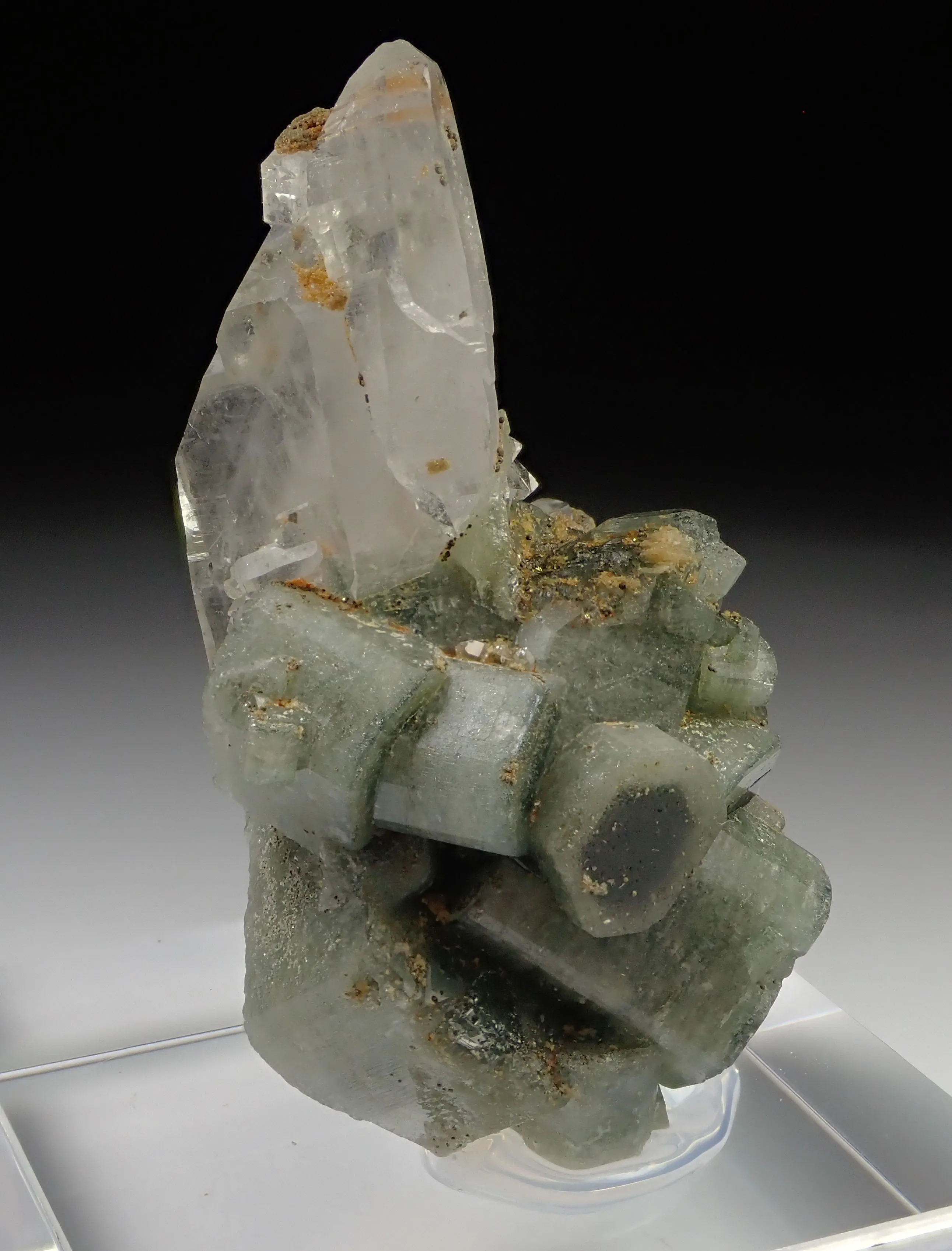 Fluorapatite with Quartz - image 2