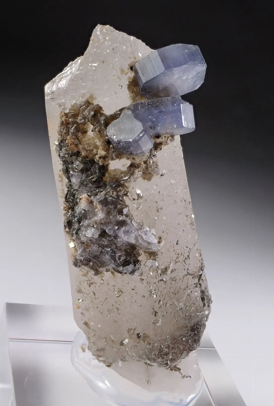 Fluorapatite with Quartz - image 3