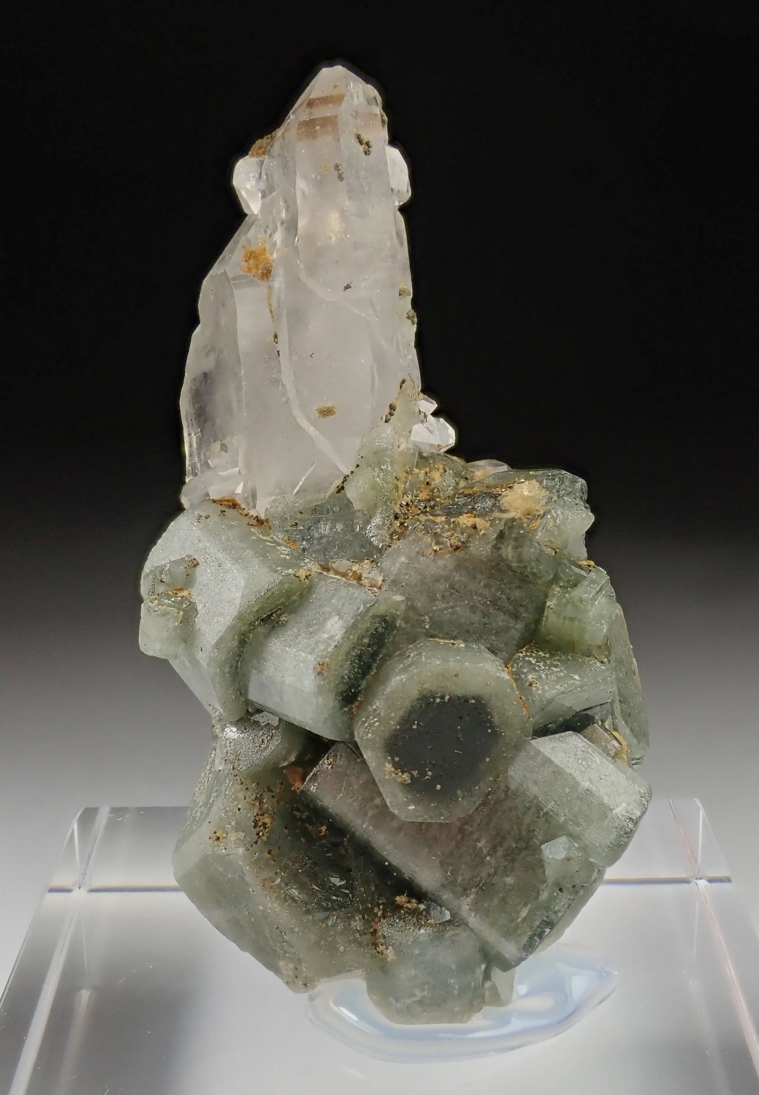 Fluorapatite with Quartz - image 3