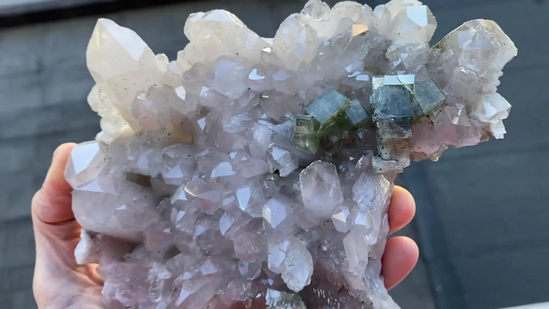 Fluorapatite with Quartz - image 7