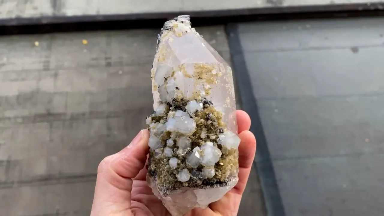 Fluorapatite with Quartz - image 5