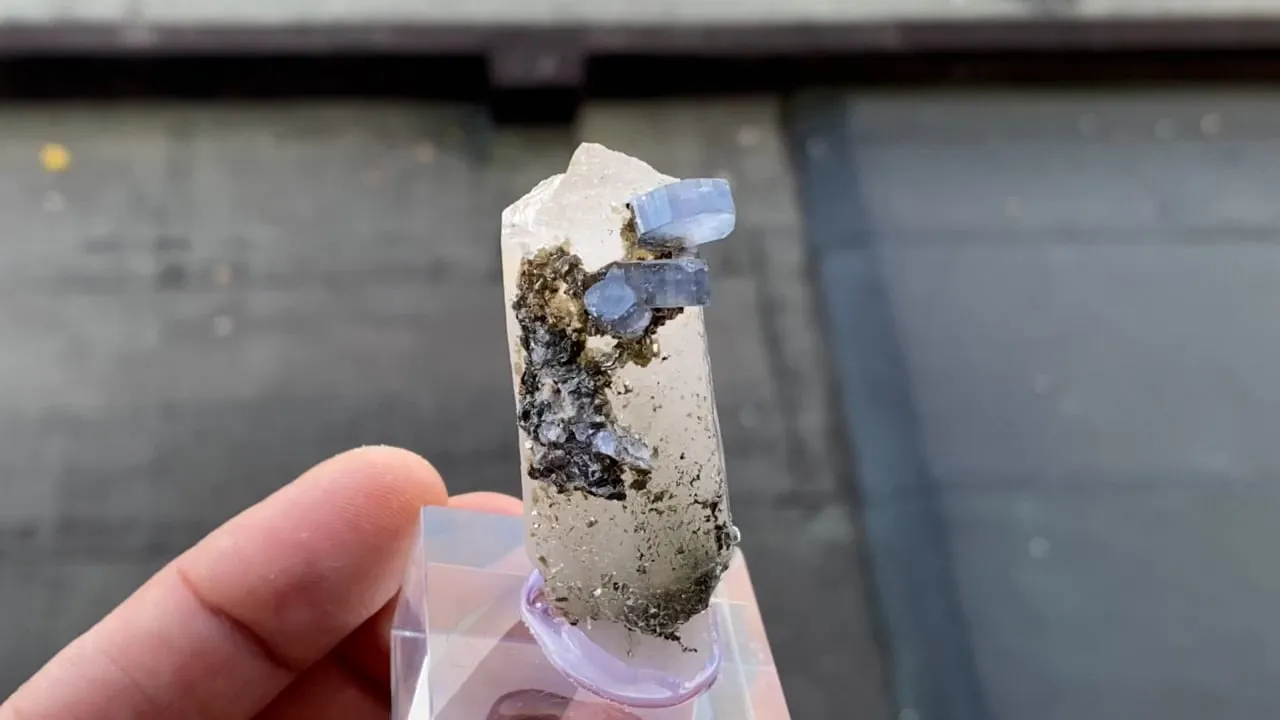 Fluorapatite with Quartz - image 5