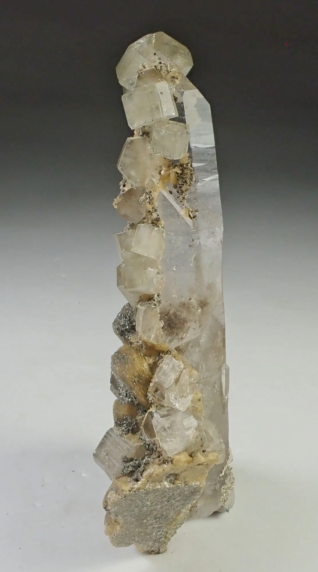 Fluorapatite with Quartz - image 2