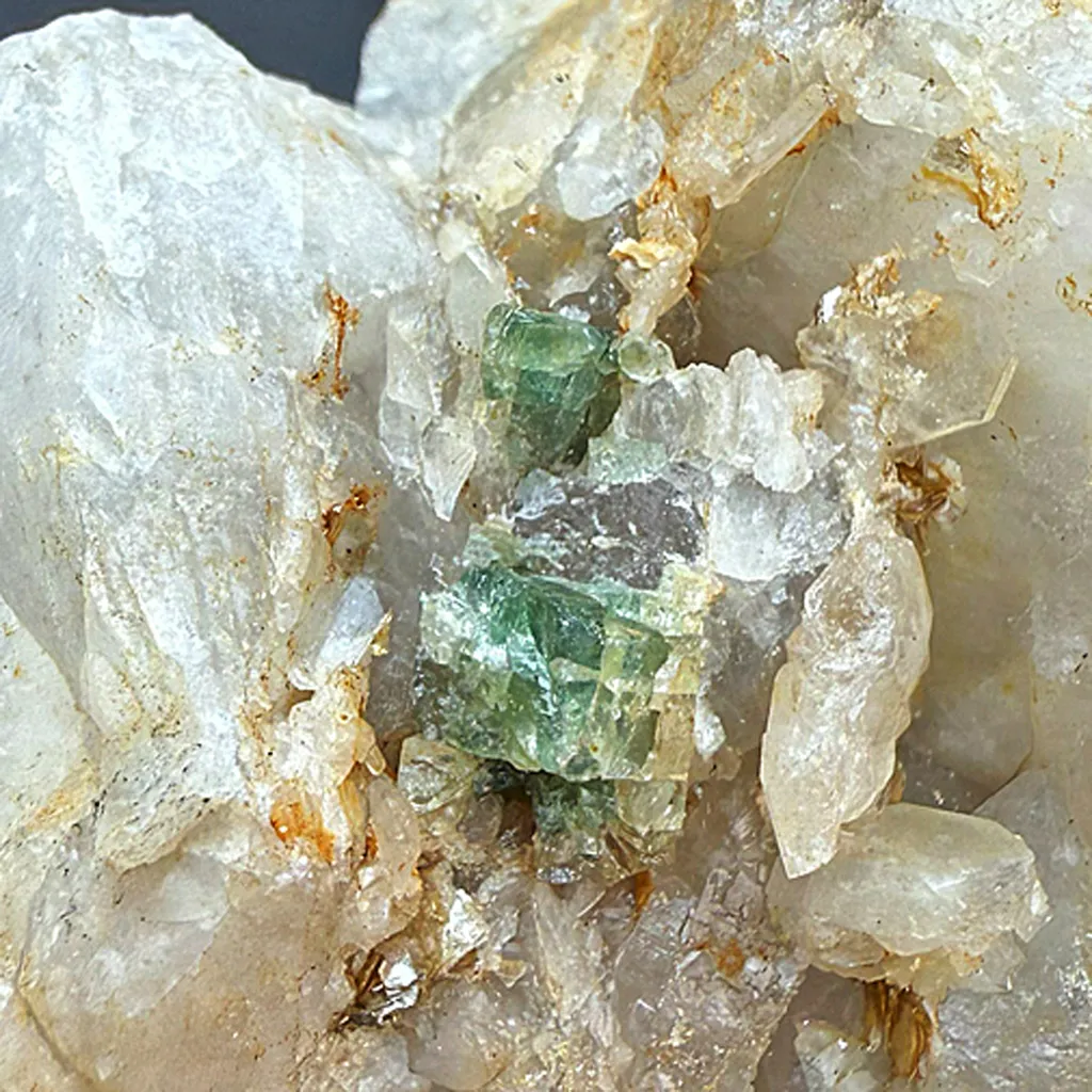 Fluorapatite with Quartz image