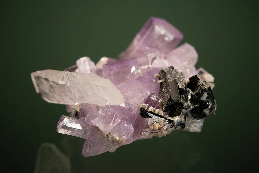 Fluorapatite with Quartz and Elbaite - image 4