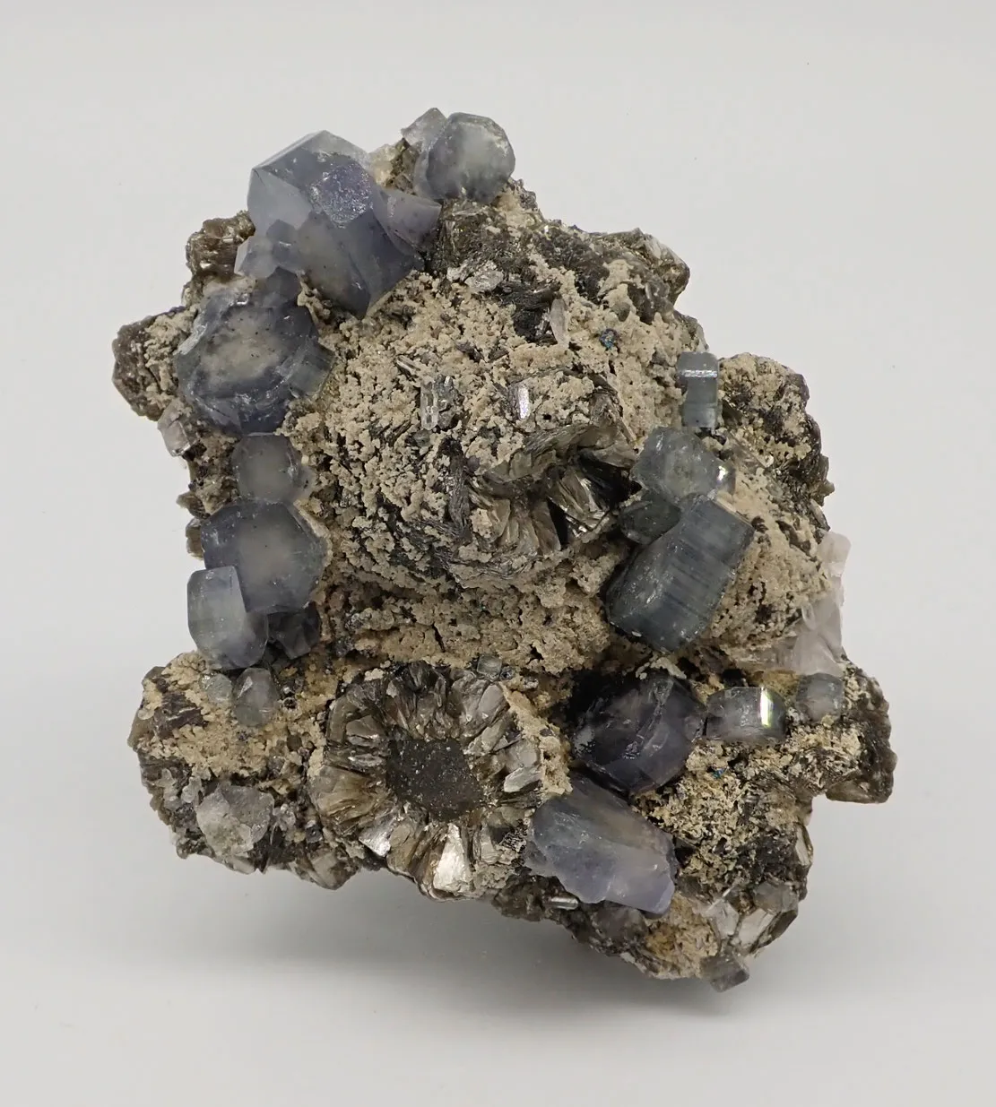 Fluorapatite with Quartz and Muscovite - image 4