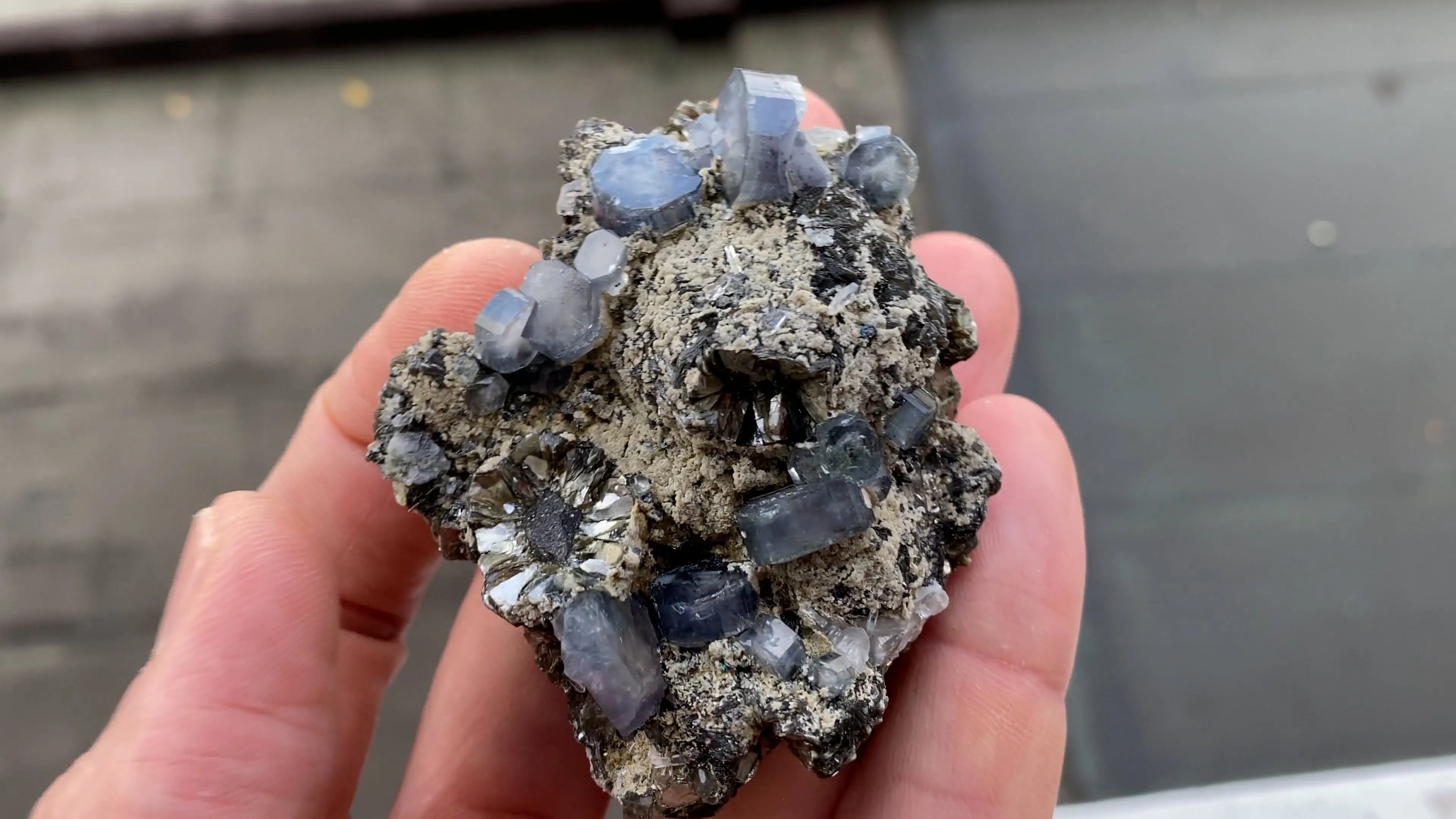 Fluorapatite with Quartz and Muscovite - image 5