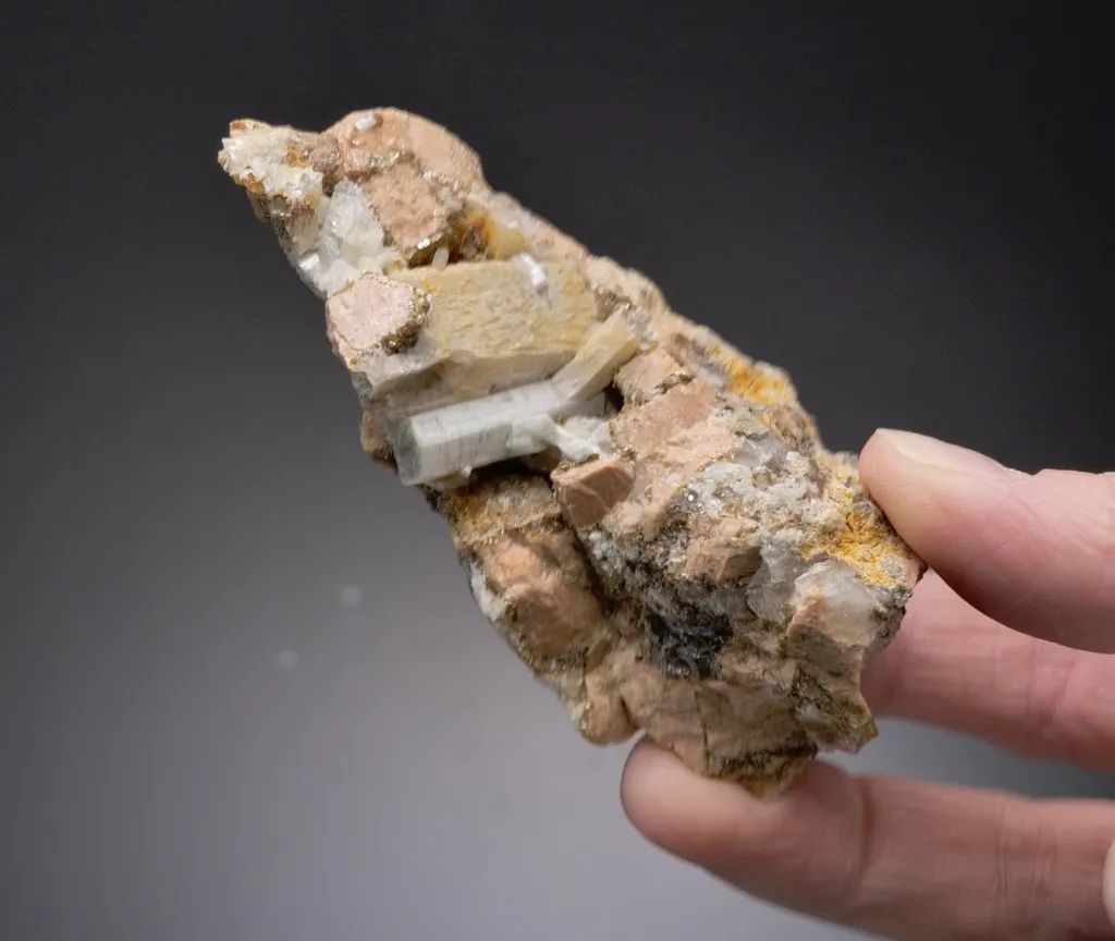 Fluorapatite with Quartz and Orthoclase - image 2