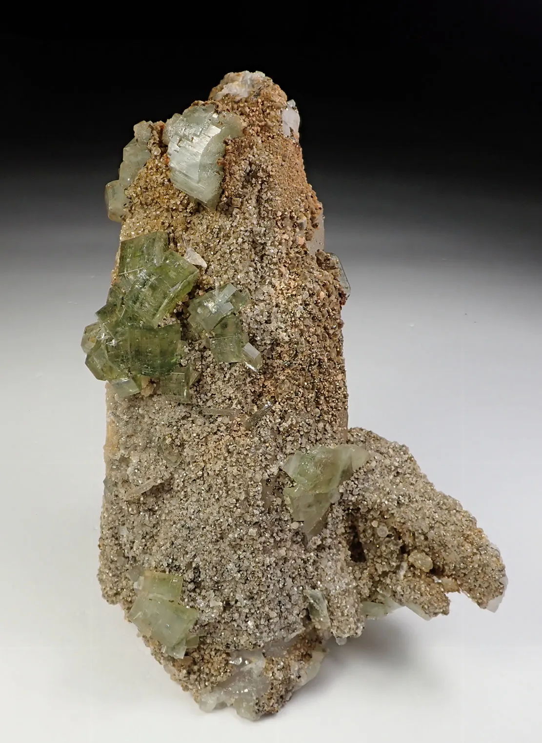 Fluorapatite with Quartz and Siderite - image 4