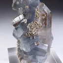Fluorapatite with Quartz and Siderite - image 3