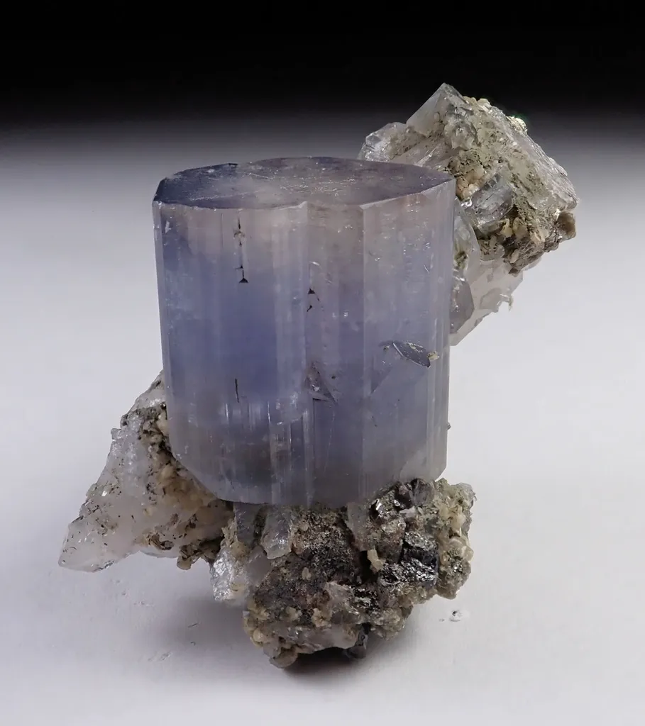 Fluorapatite with Quartz - image 5