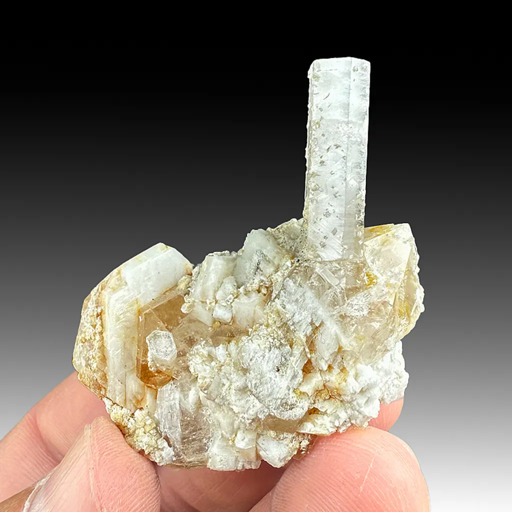 Fluorapatite with Quartz, Feldspar (repaired) image