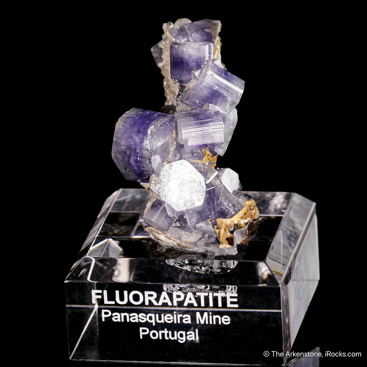 Fluorapatite with Siderite - image 3
