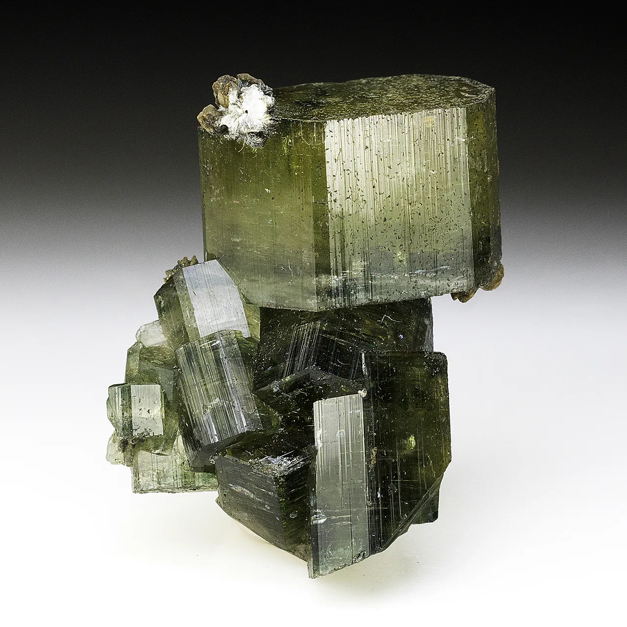 Fluorapatite with Siderite, Muscovite - image 1